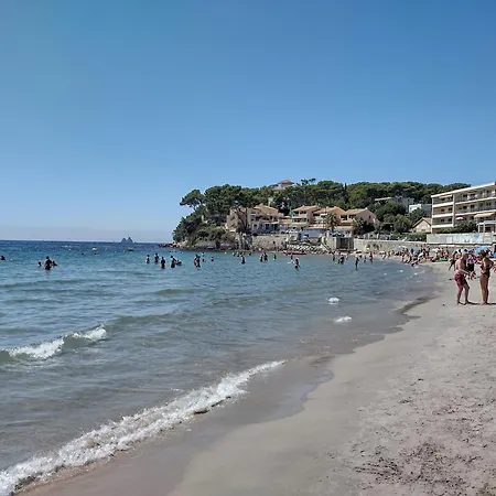 Le Bali アパート *